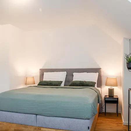 Feel Good Homes, Modern Design, Ruhig, Zentral, Grosse Terrasse Apartment Altenstadt (Swabia)