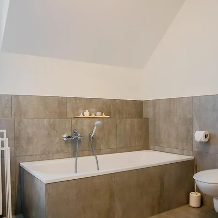 Feel Good Homes, Modern Design, Ruhig, Zentral, Grosse Terrasse * Altenstadt (Swabia)