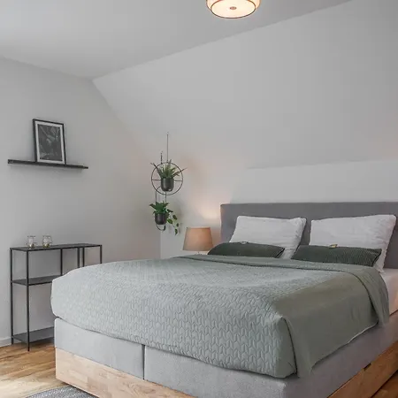 Feel Good Homes, Modern Design, Ruhig, Zentral, Grosse Terrasse Apartment *