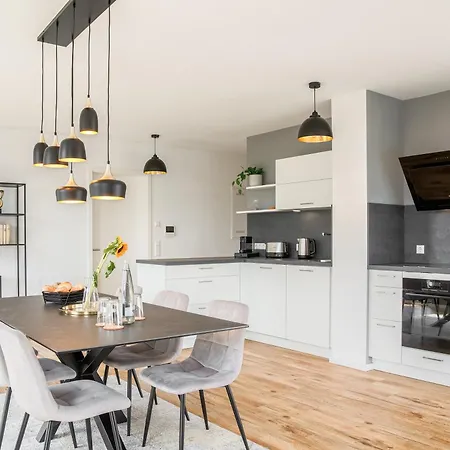Feel Good Homes, Modern Design, Ruhig, Zentral, Grosse Terrasse